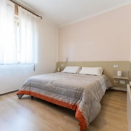 Готель Benaco Mavras 2*